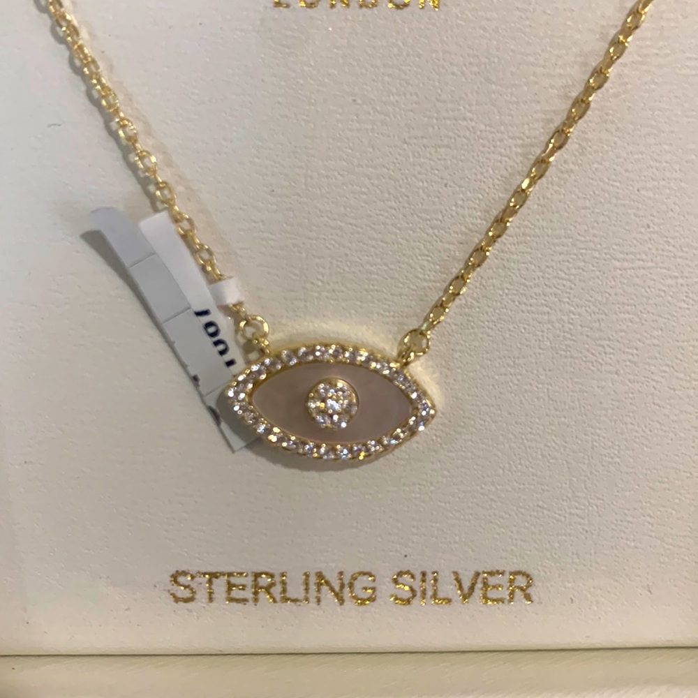 Stella Rose Women’s Necklace